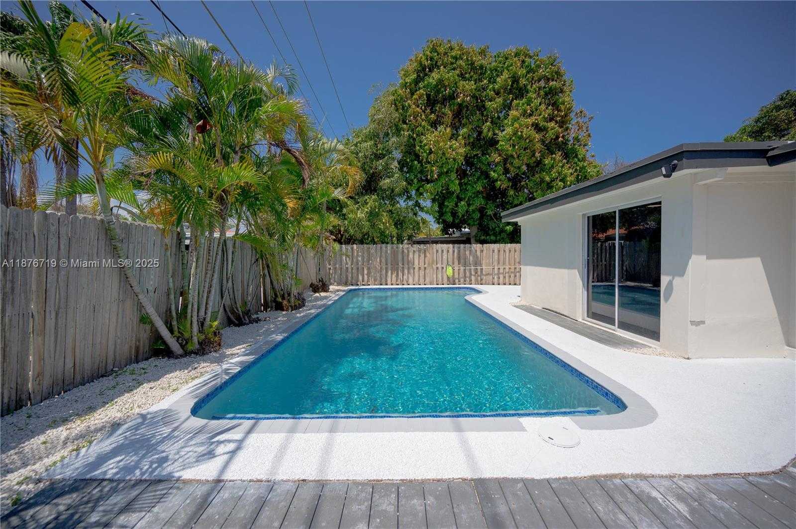 Small Image of 3751 NORTH EAST 17TH AVE, Pompano Beach Number 5