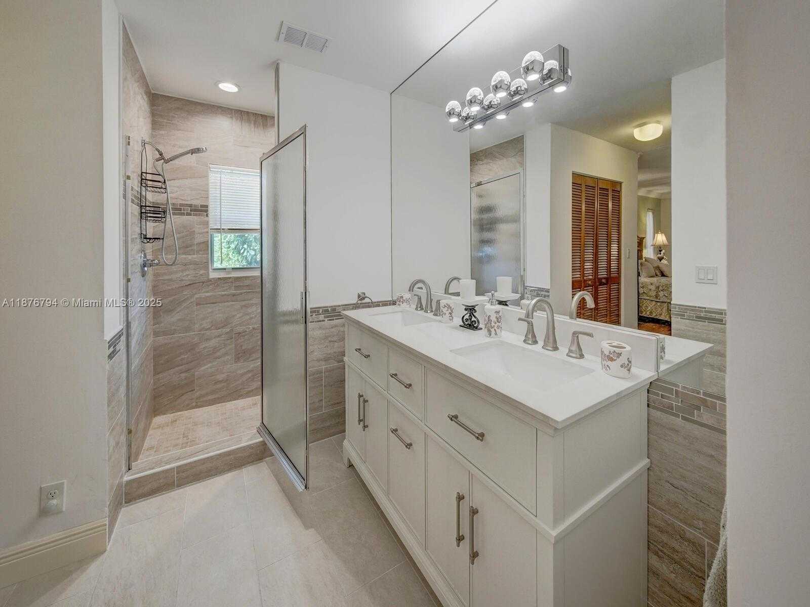 Small Image of 11701 NORTH WEST 27TH ST, Plantation Number 12