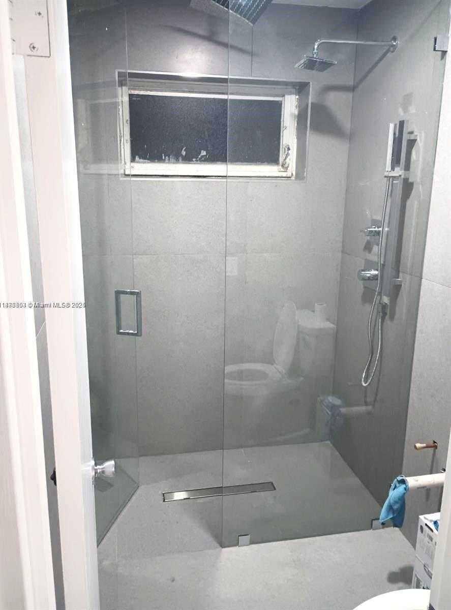 Small Image of 110 NORTH WEST 120 TER, North Miami Number 5