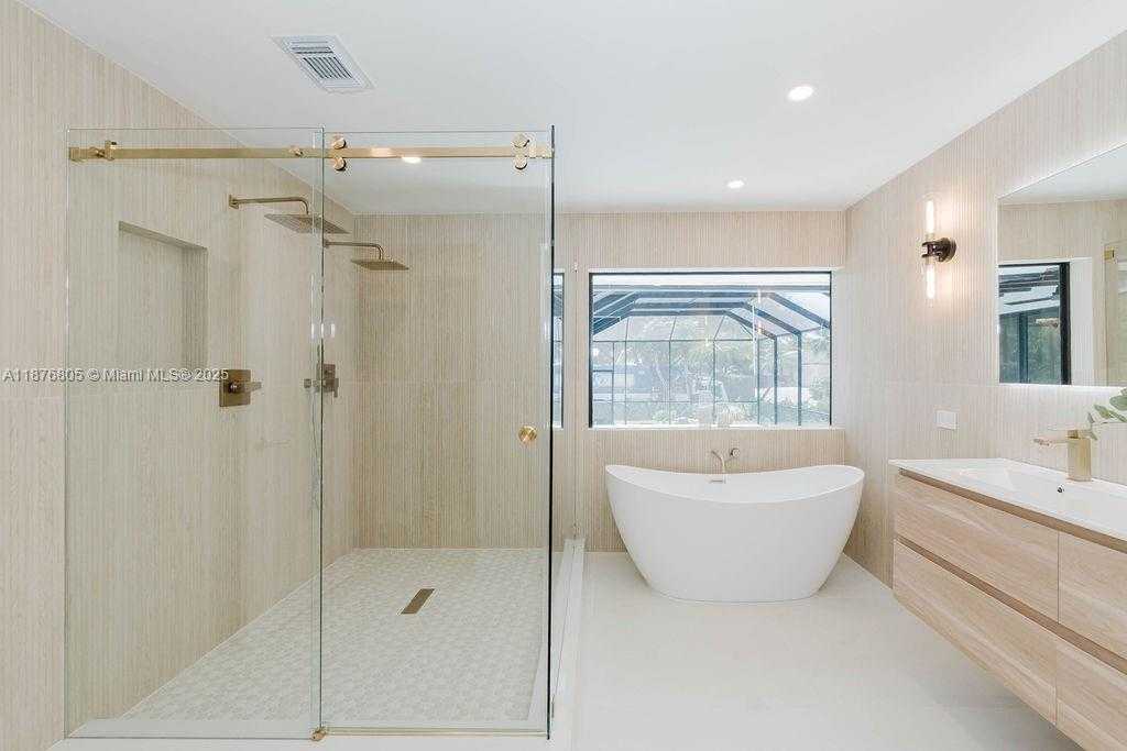 Small Image of 7761 SOUTH WEST 169TH ST, Palmetto Bay Number 6