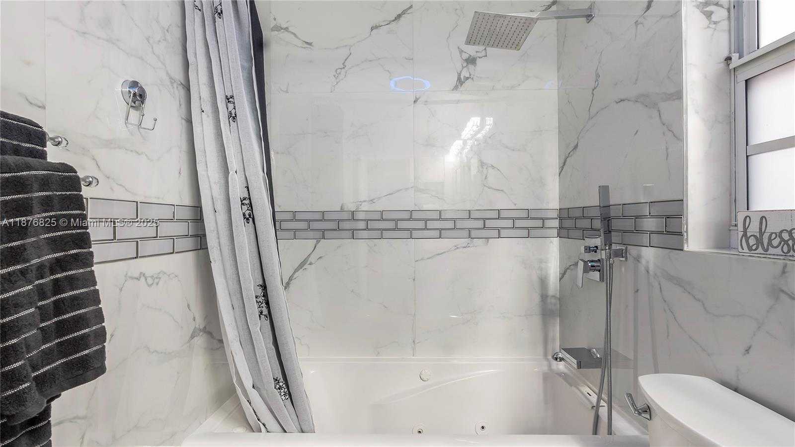 Small Image of North Lauderdale Number 27