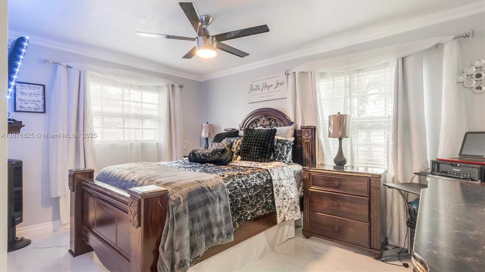 Small Image of North Lauderdale Number 28