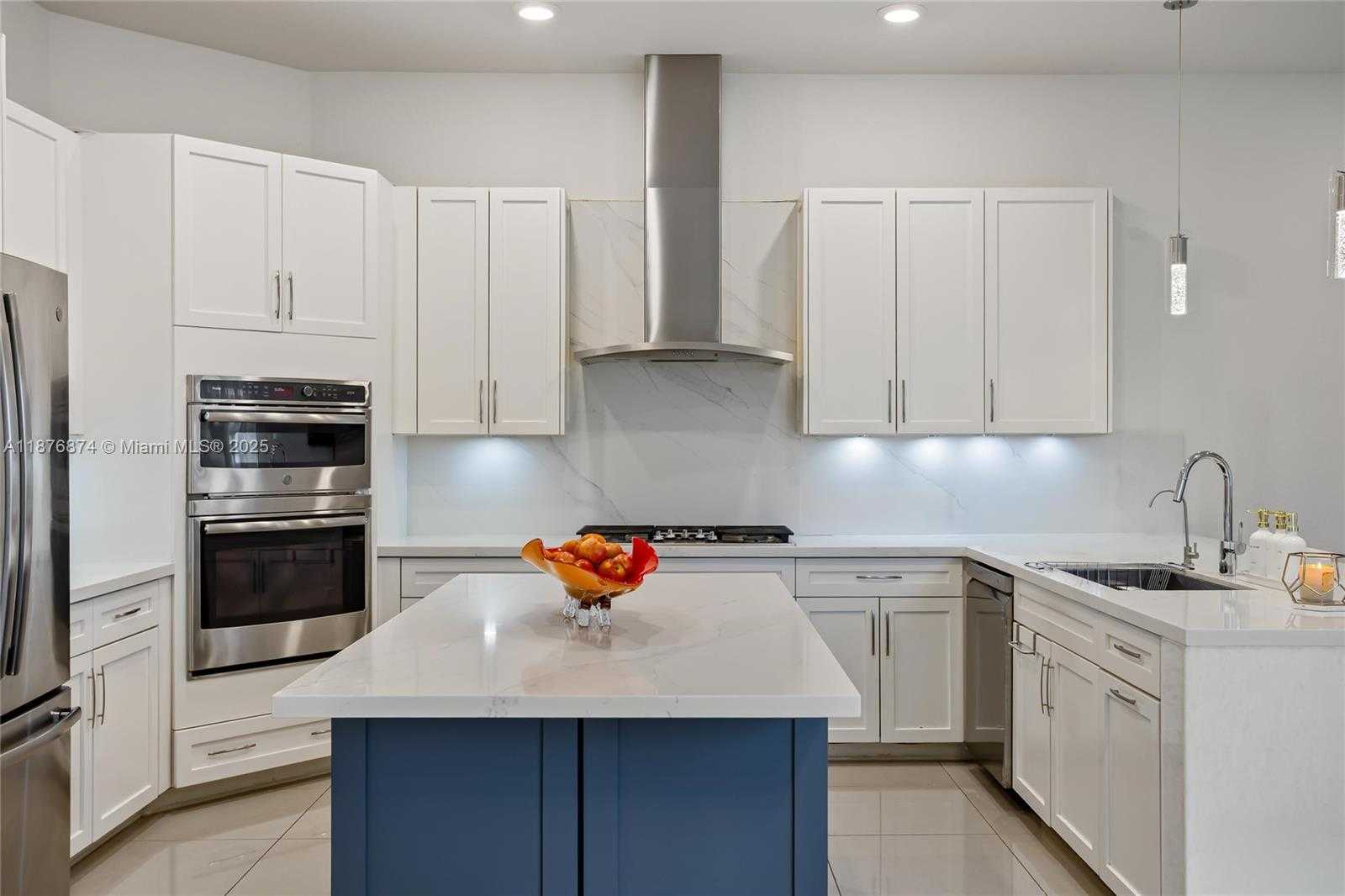 Small Image of 10470 SOUTH LAGO VISTA CIR, Parkland Number 11