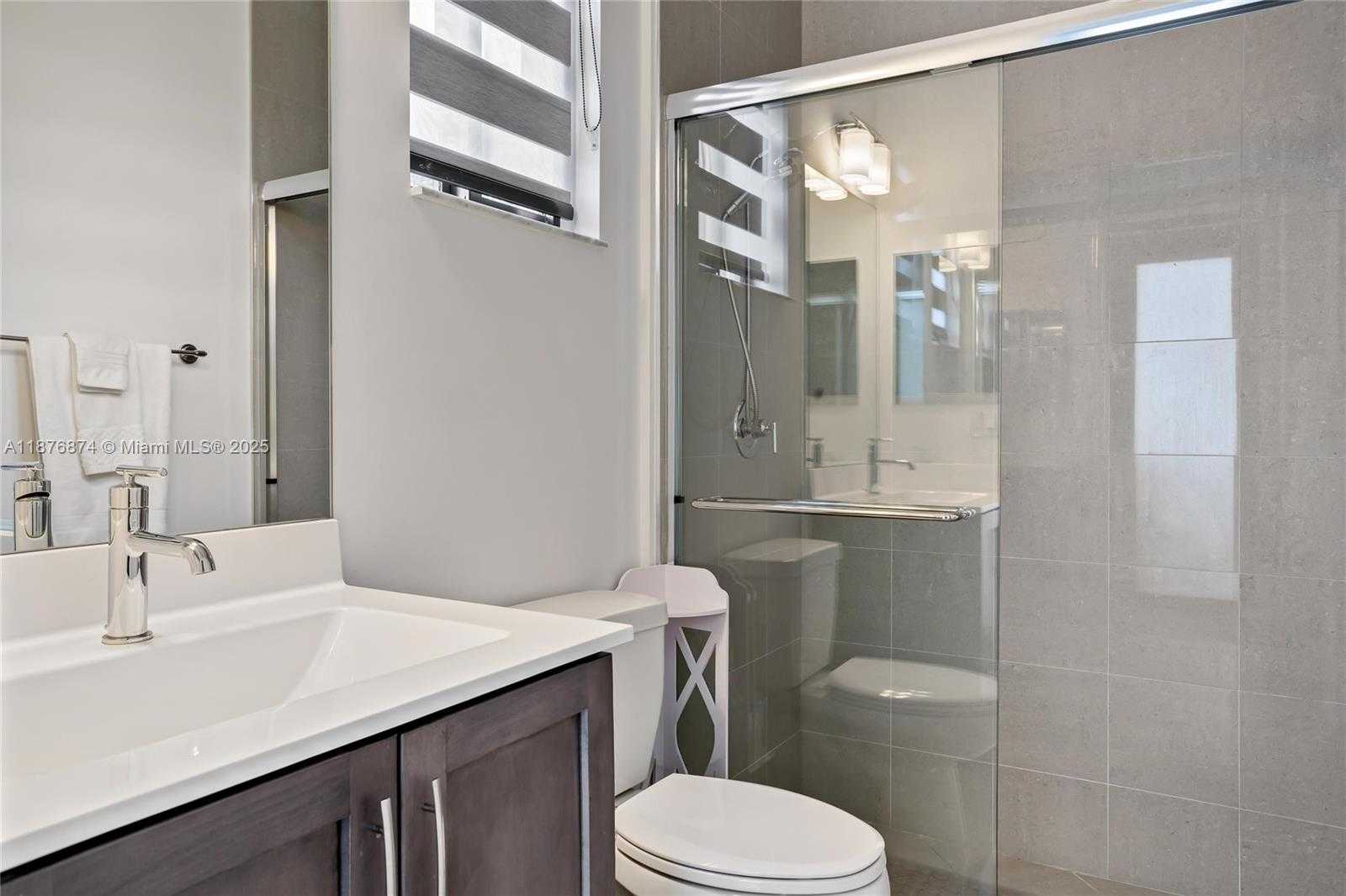 Small Image of 10470 SOUTH LAGO VISTA CIR, Parkland Number 16