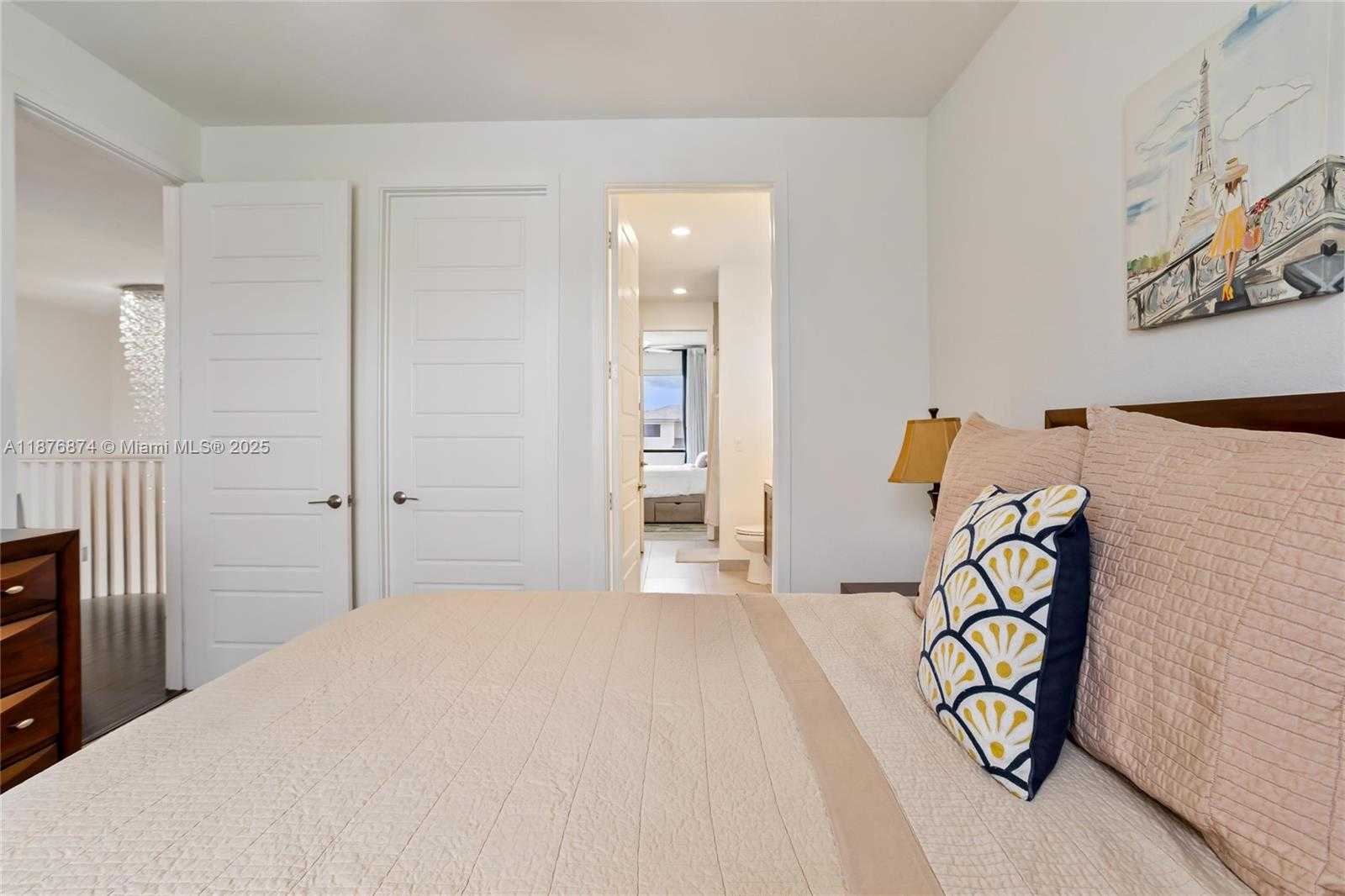 Small Image of 10470 SOUTH LAGO VISTA CIR, Parkland Number 27