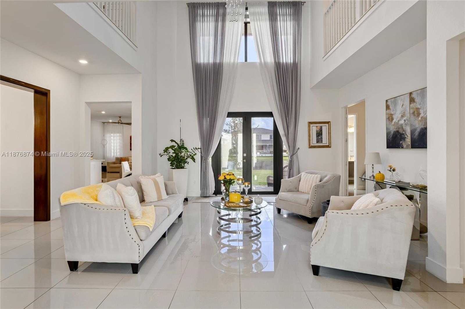 Small Image of 10470 SOUTH LAGO VISTA CIR, Parkland Number 3