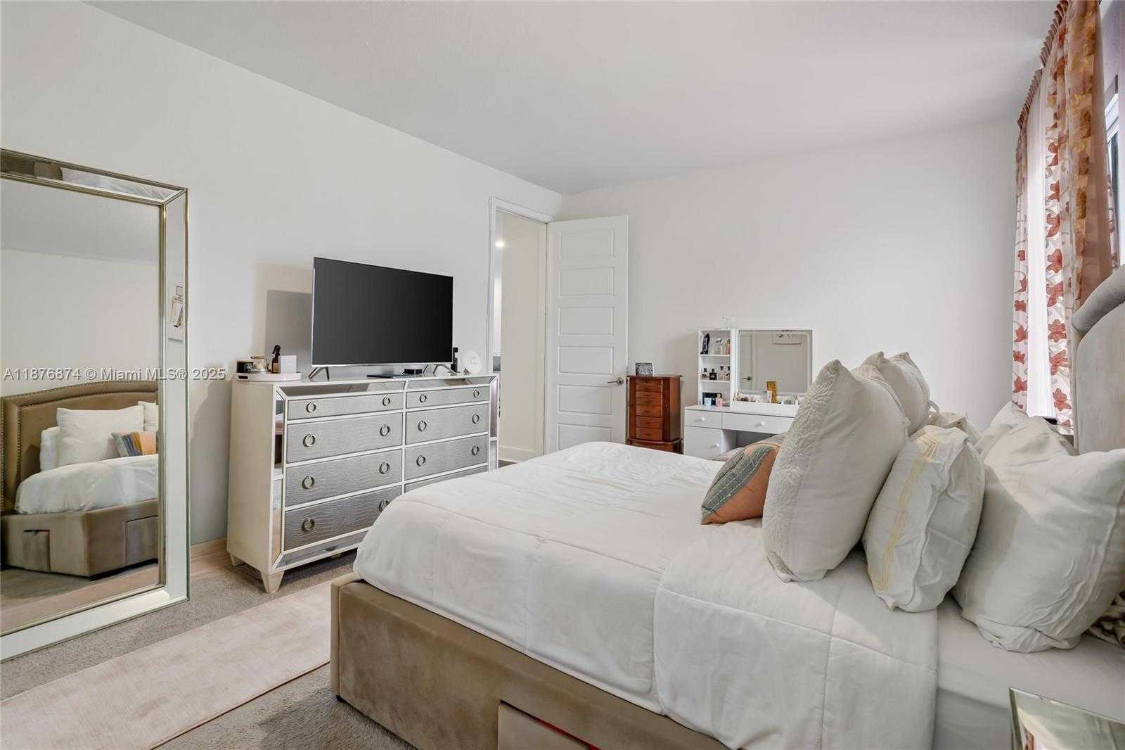 Small Image of 10470 SOUTH LAGO VISTA CIR, Parkland Number 30