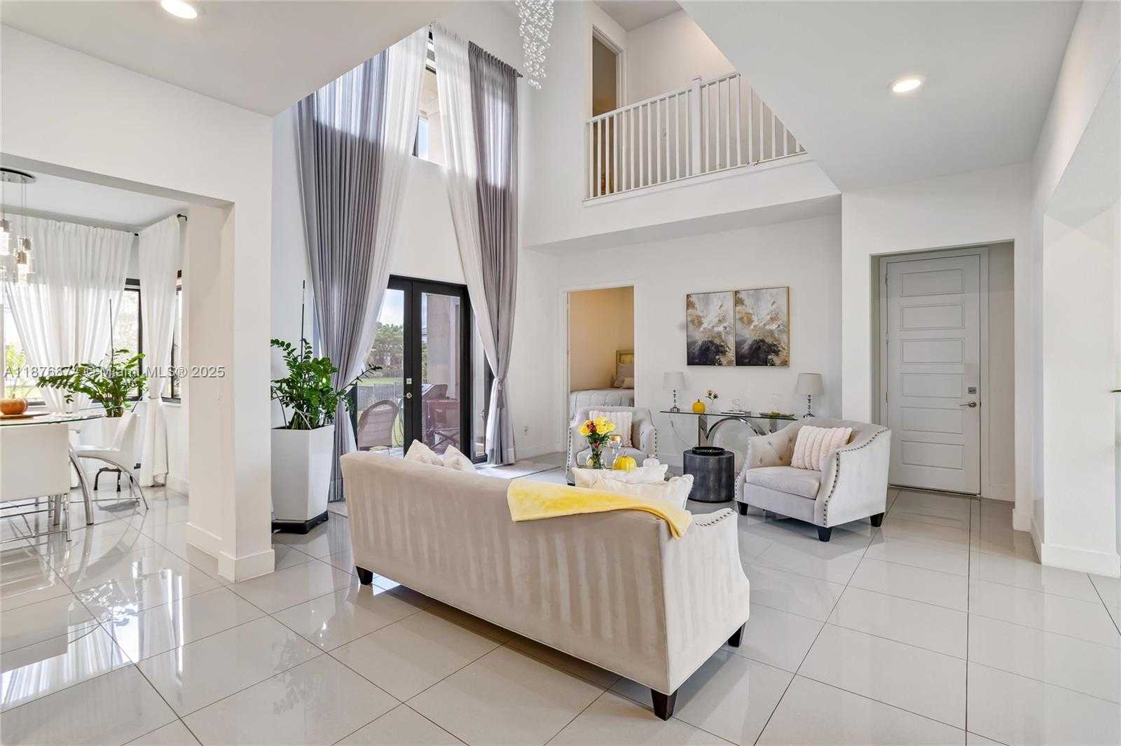 Small Image of 10470 SOUTH LAGO VISTA CIR, Parkland Number 8