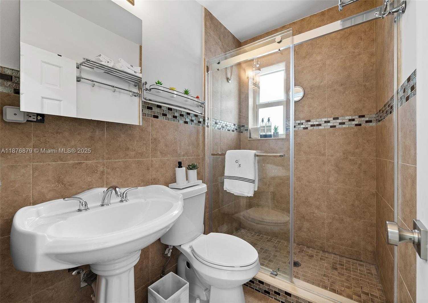Small Image of 642 86TH ST, Miami Beach Number 11