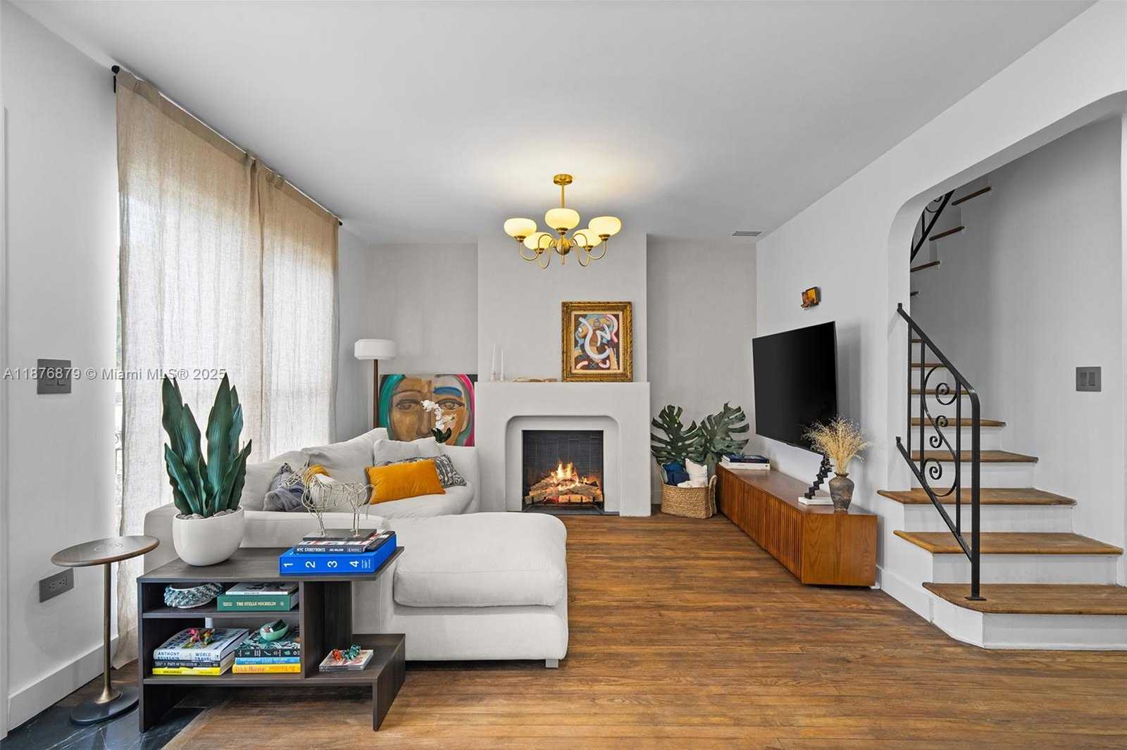 Small Image of 642 86TH ST, Miami Beach Number 3