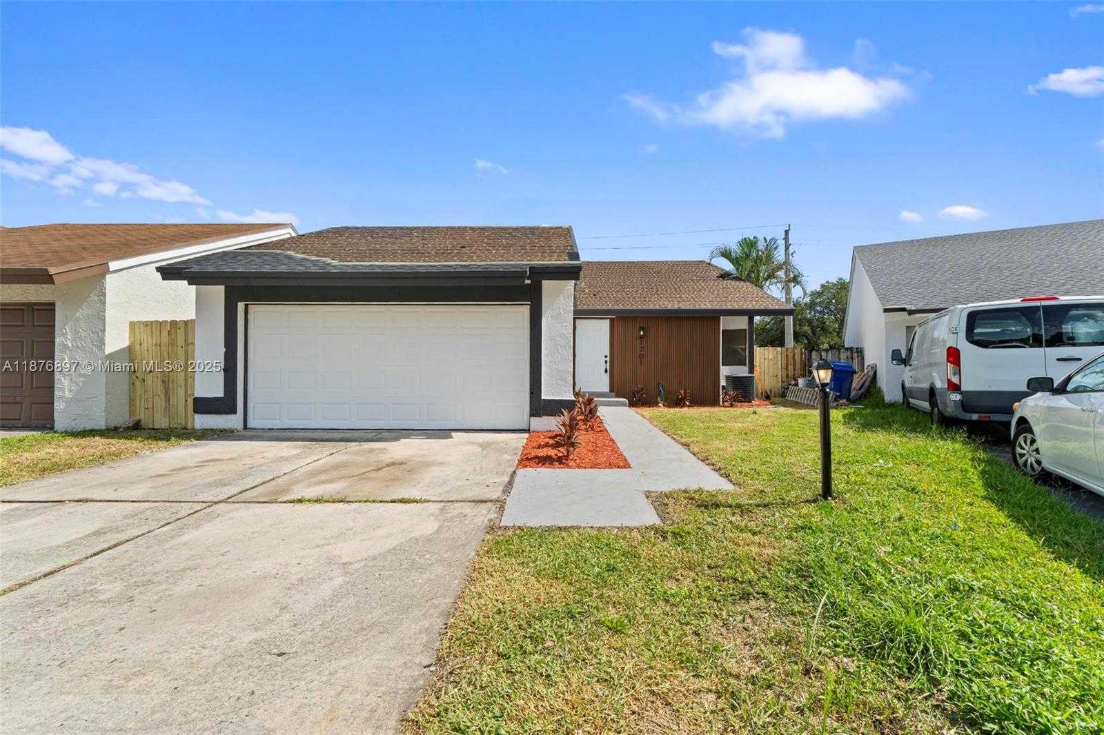 Small Image of 1701 SOUTH WEST 86TH TER, Miramar Number 15