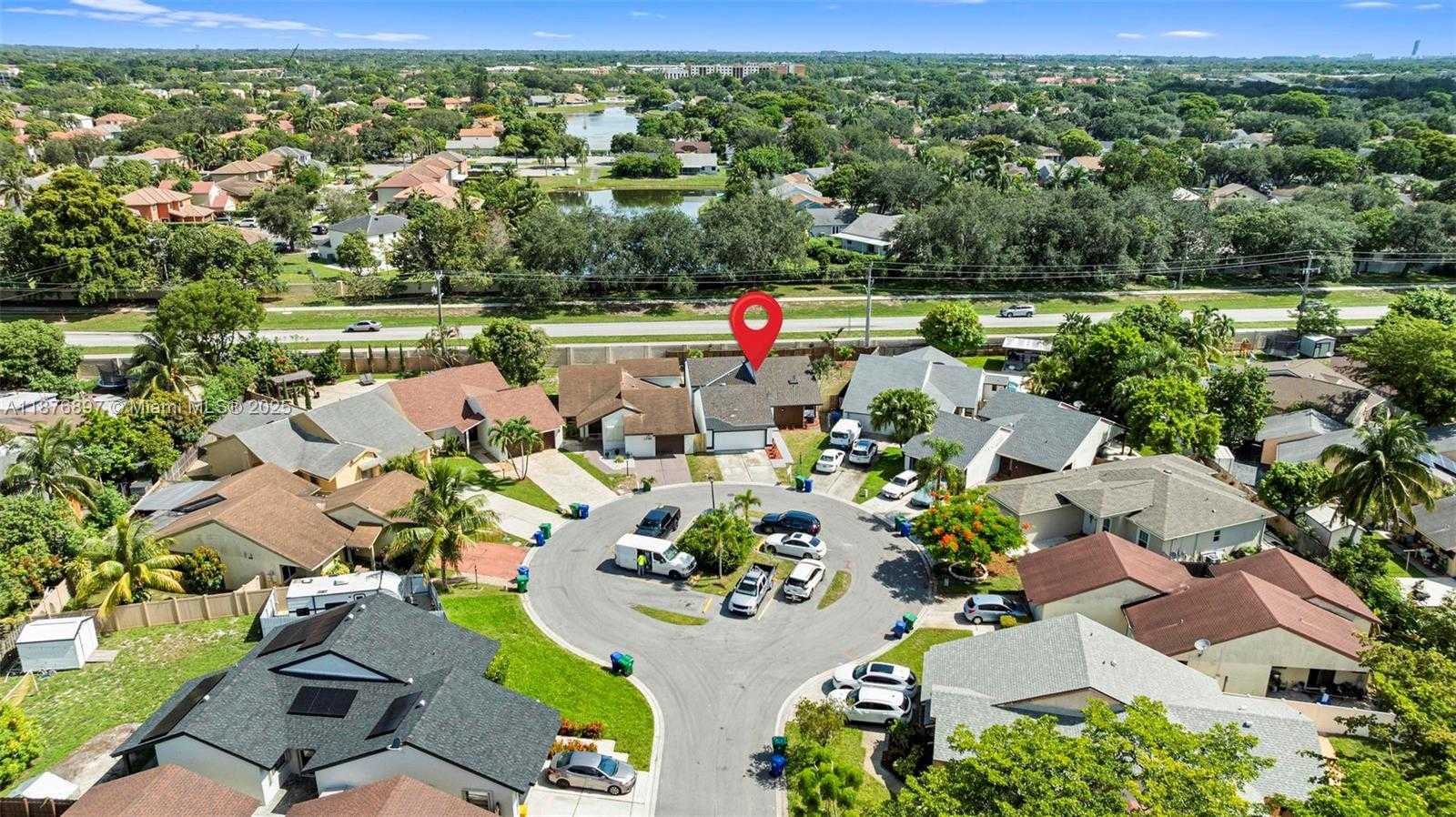 Small Image of 1701 SOUTH WEST 86TH TER, Miramar Number 18