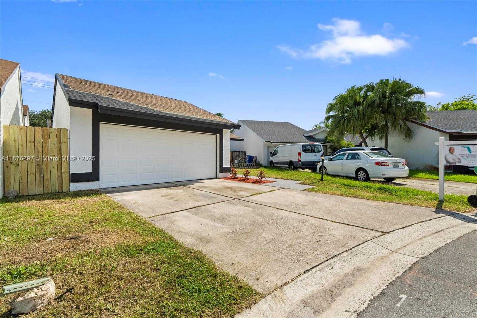 Small Image of 1701 SOUTH WEST 86TH TER, Miramar Number 22
