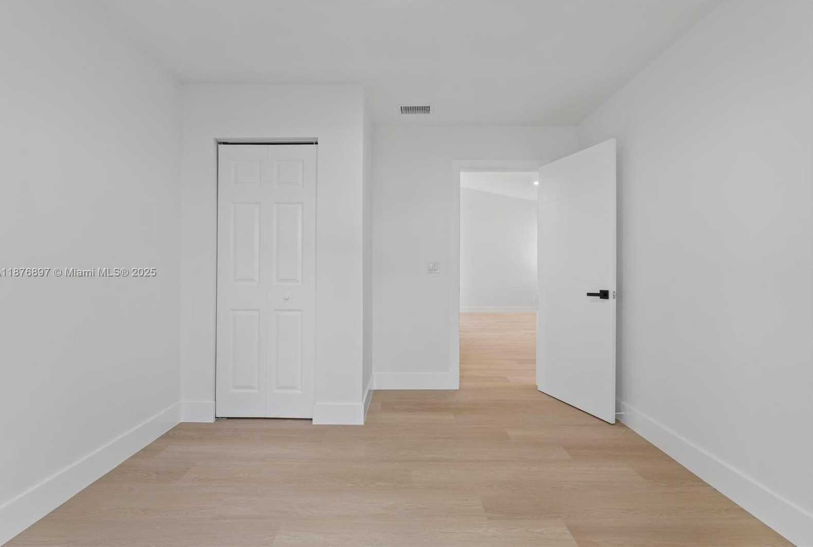 Small Image of 1701 SOUTH WEST 86TH TER, Miramar Number 37