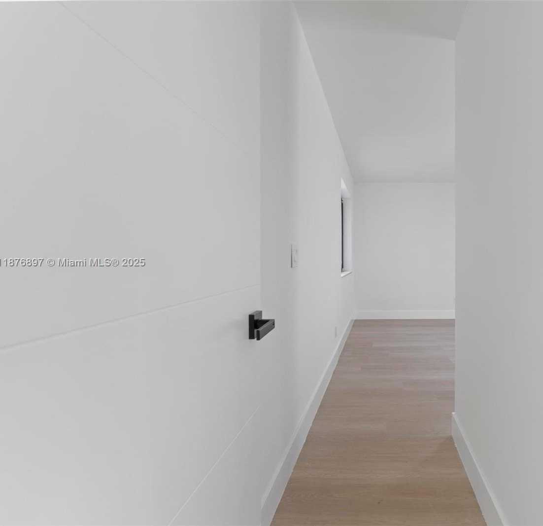 Small Image of 1701 SOUTH WEST 86TH TER, Miramar Number 44