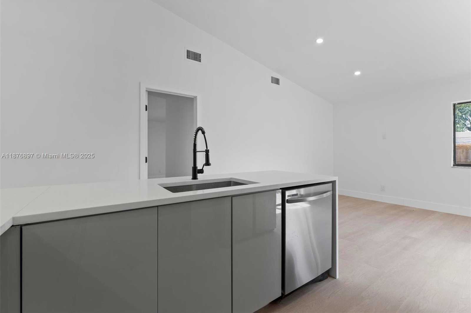 Small Image of 1701 SOUTH WEST 86TH TER, Miramar Number 46
