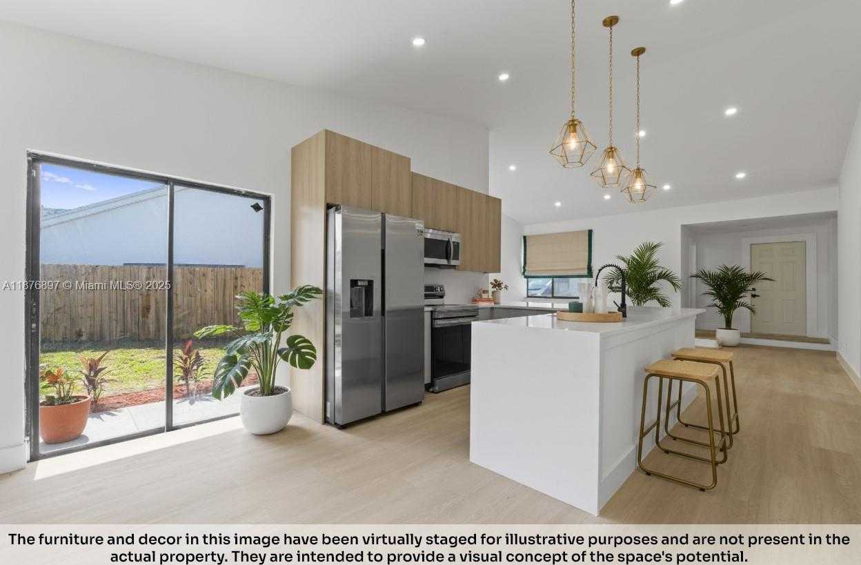 Small Image of 1701 SOUTH WEST 86TH TER, Miramar Number 7