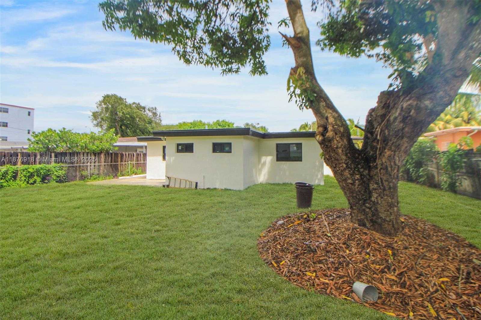 Small Image of 630 NORTH EAST 143RD ST, North Miami Number 16