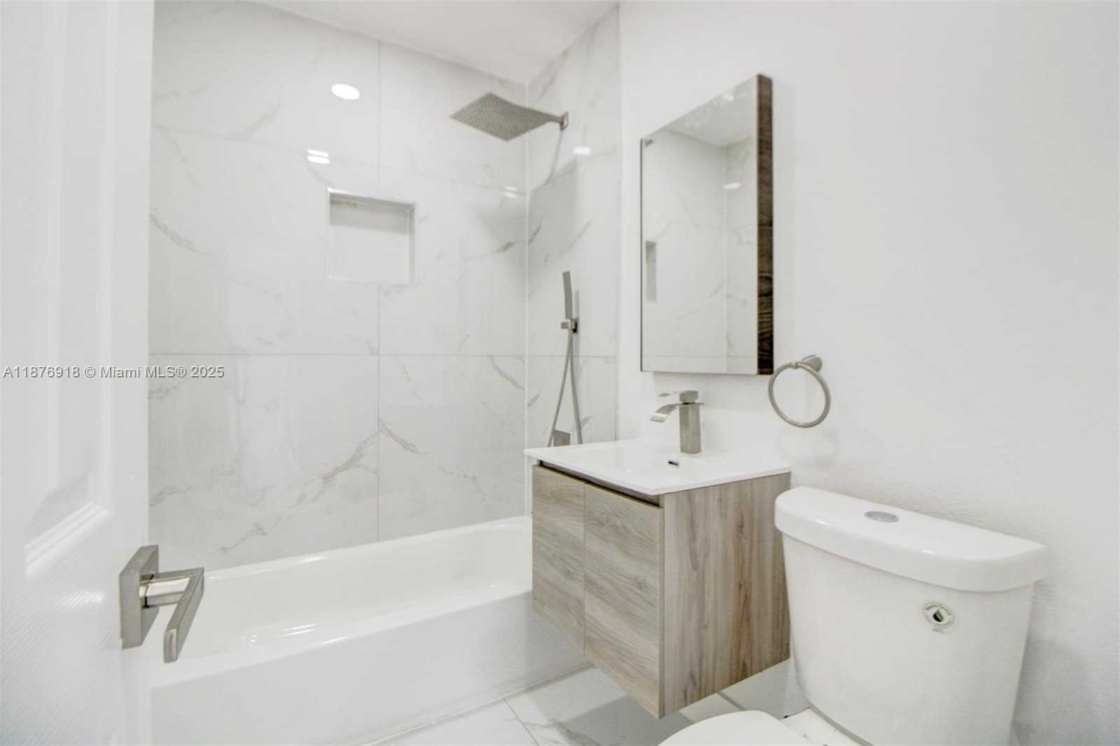 Small Image of 630 NORTH EAST 143RD ST, North Miami Number 23
