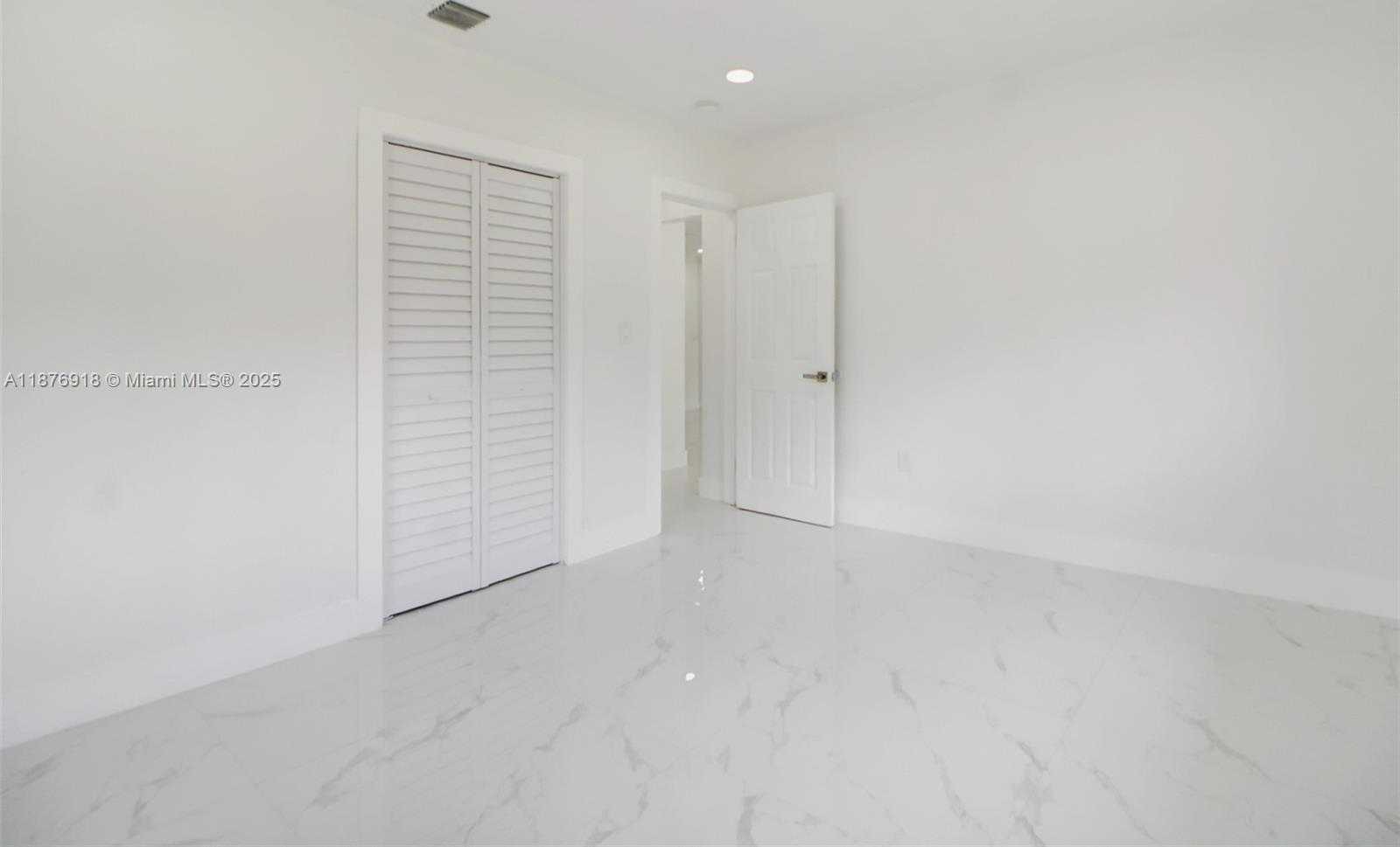 Small Image of 630 NORTH EAST 143RD ST, North Miami Number 25