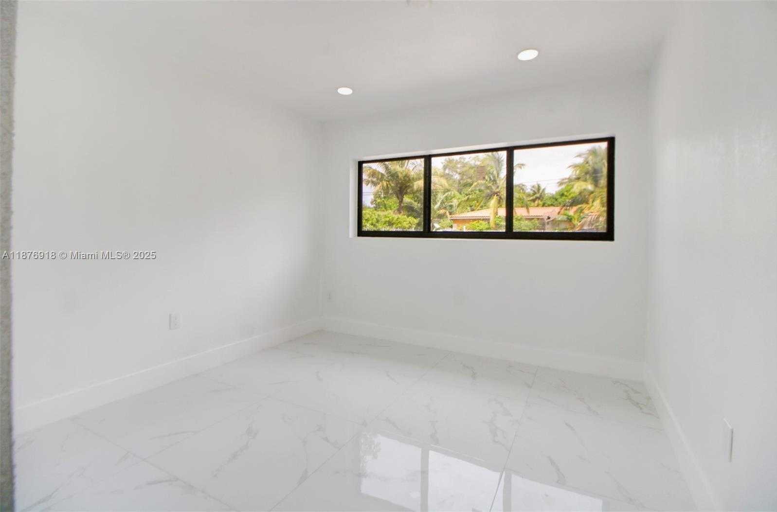 Small Image of 630 NORTH EAST 143RD ST, North Miami Number 30