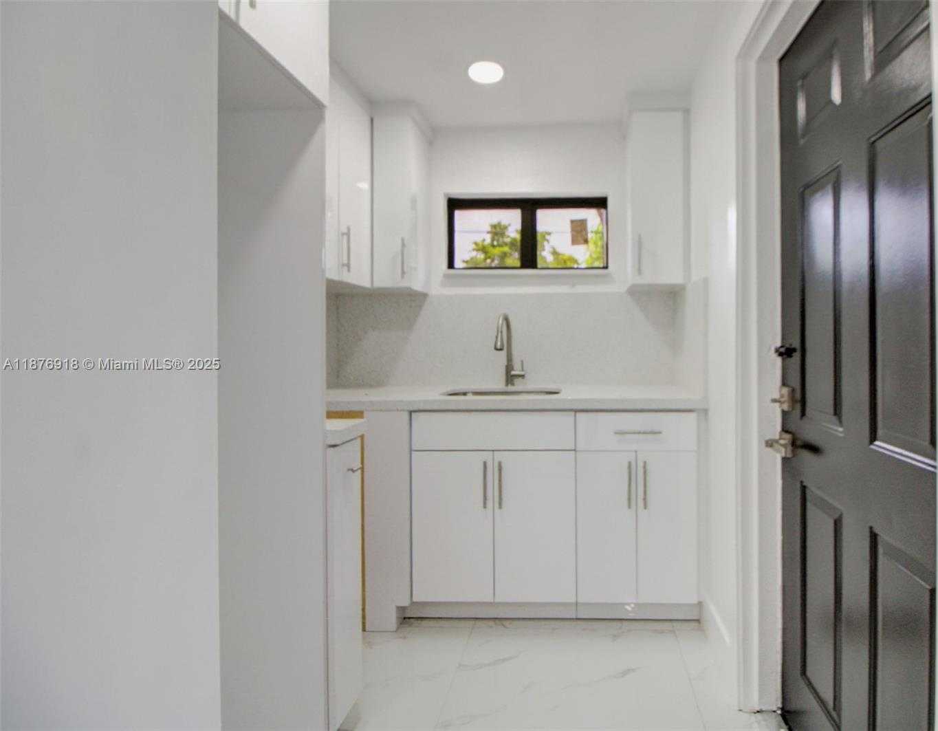 Small Image of 630 NORTH EAST 143RD ST, North Miami Number 38
