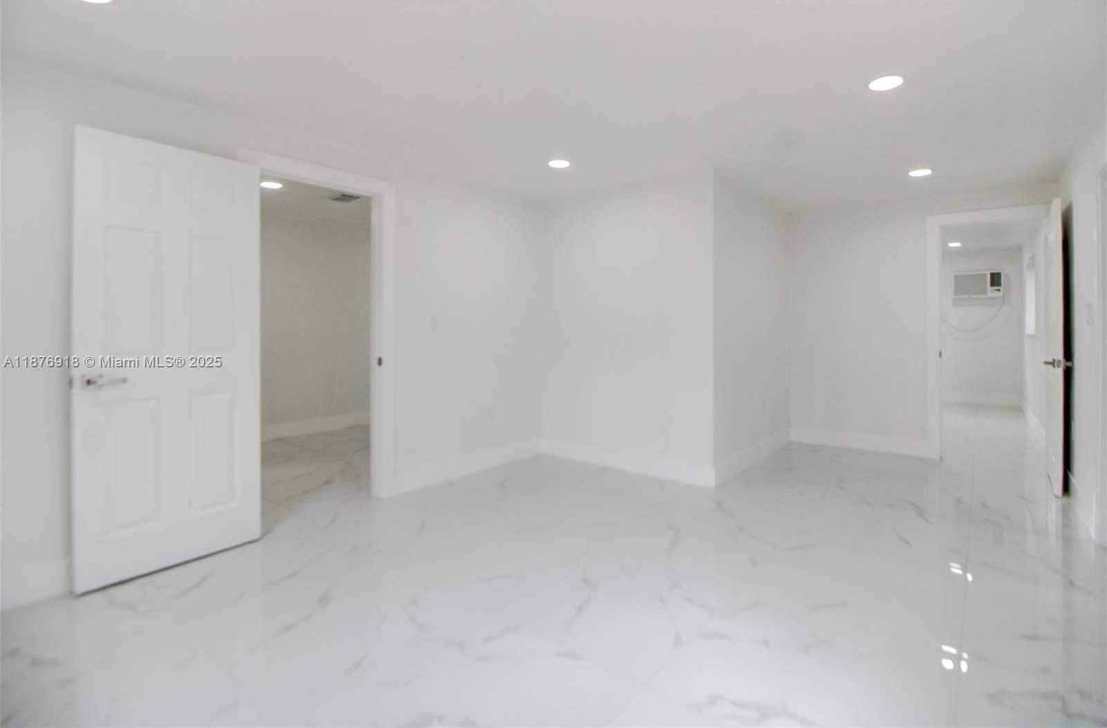Small Image of 630 NORTH EAST 143RD ST, North Miami Number 39