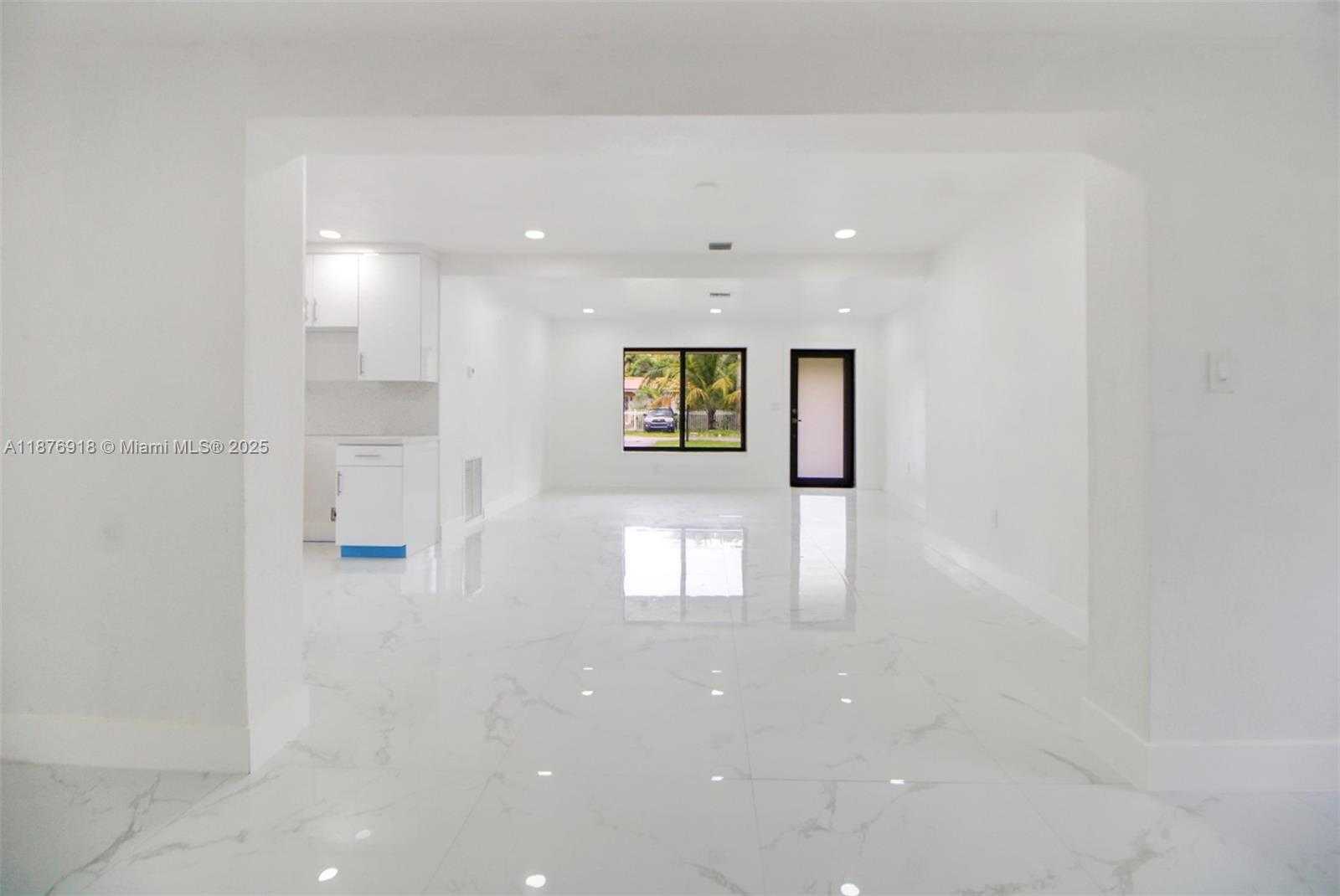 Small Image of 630 NORTH EAST 143RD ST, North Miami Number 43