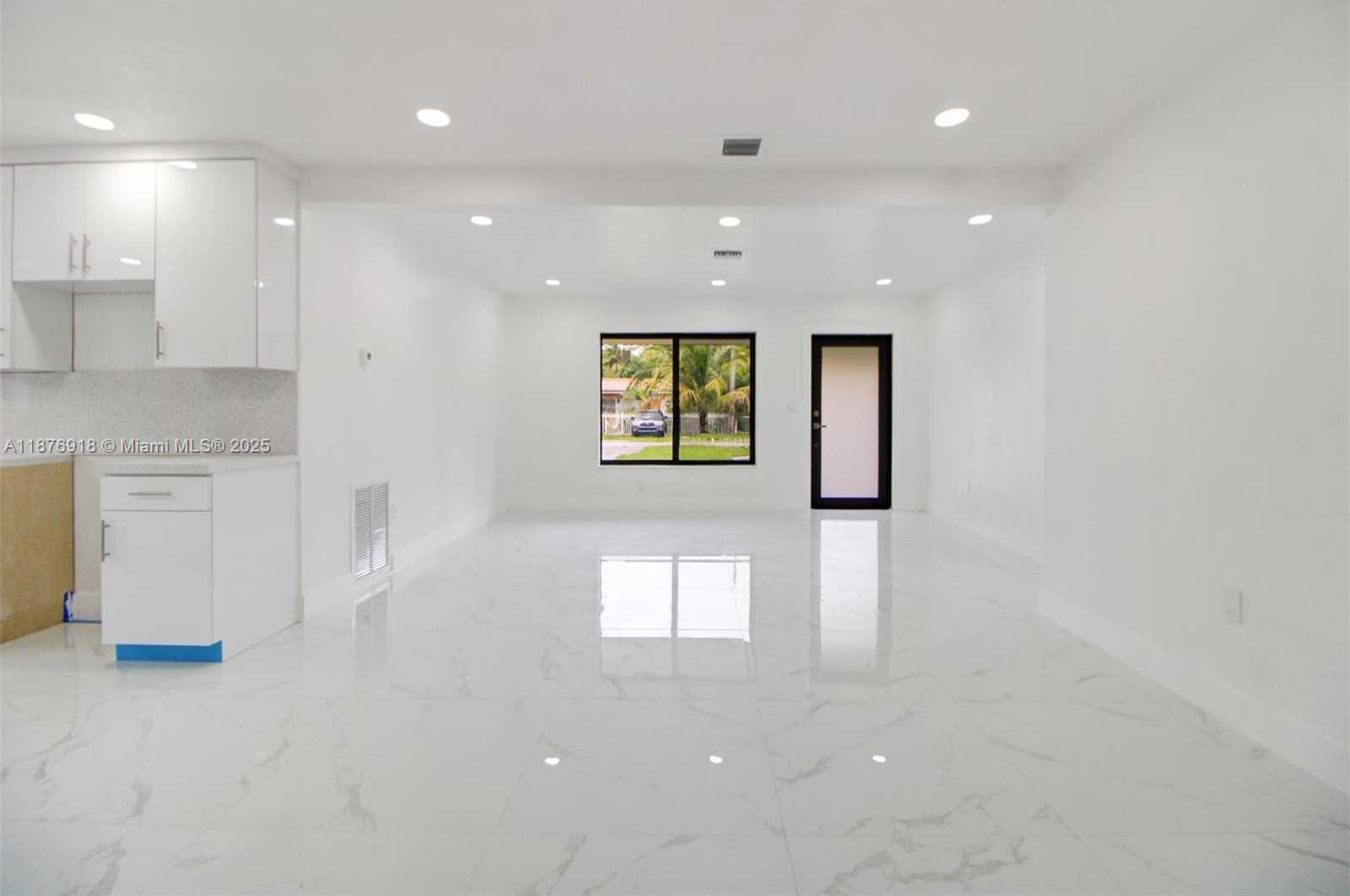Small Image of 630 NORTH EAST 143RD ST, North Miami Number 44