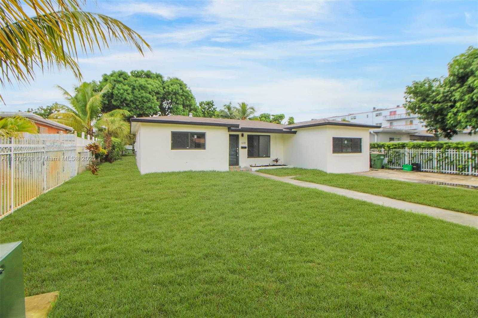 Small Image of 630 NORTH EAST 143RD ST, North Miami Number 9