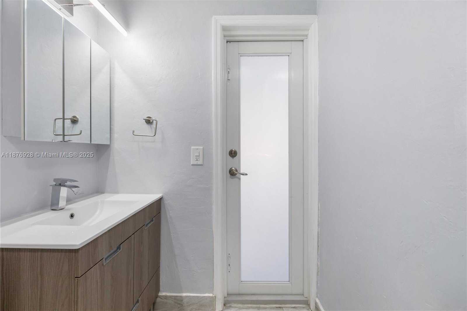 Small Image of 1211 NORTH WEST 179TH ST, Miami Gardens Number 29