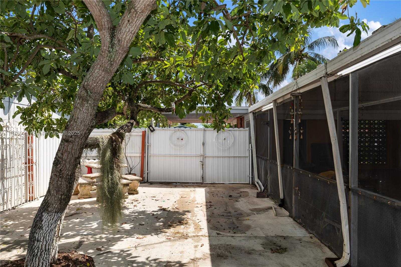 Small Image of 1211 NORTH WEST 179TH ST, Miami Gardens Number 34