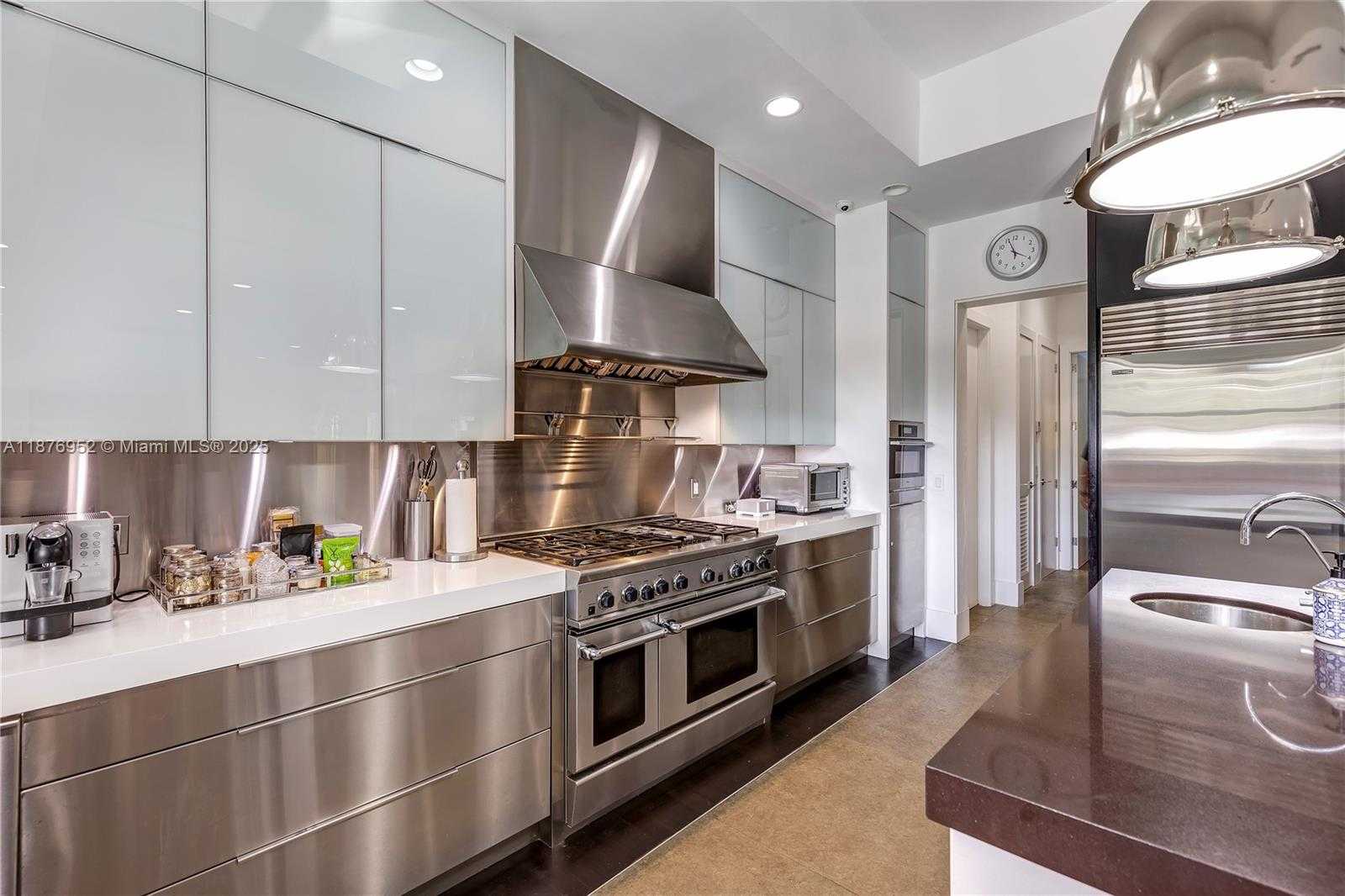 Small Image of 9460 SOUTH WEST 69TH AVE, Pinecrest Number 12