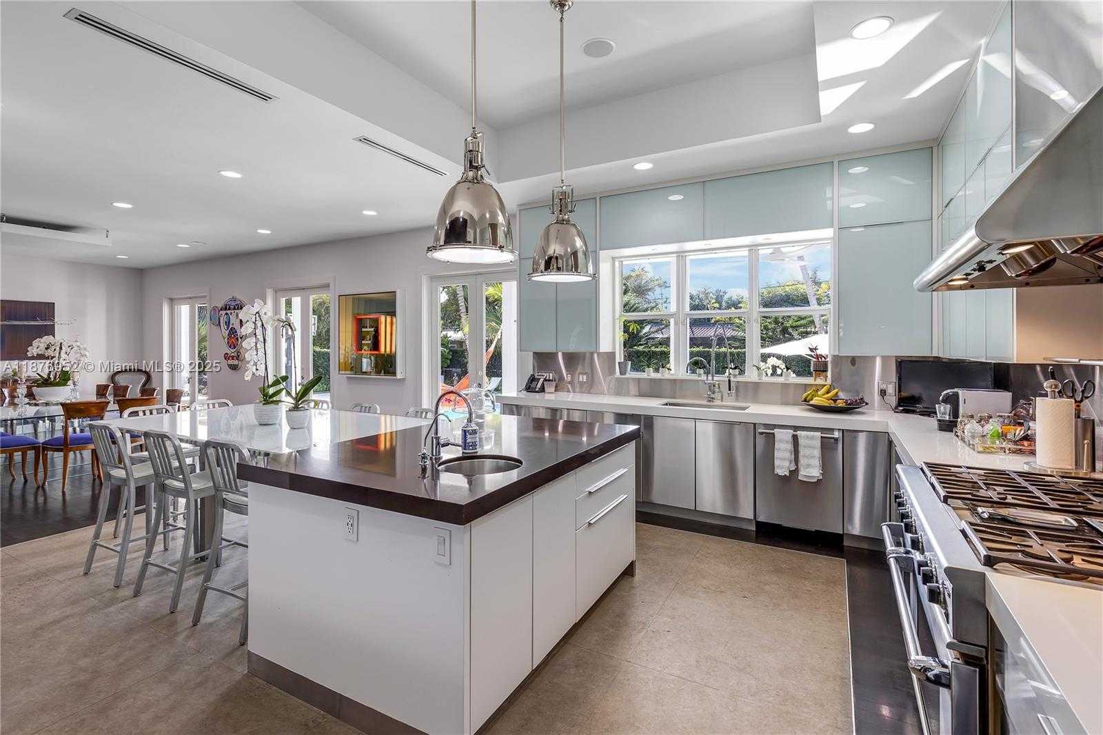 Small Image of 9460 SOUTH WEST 69TH AVE, Pinecrest Number 13