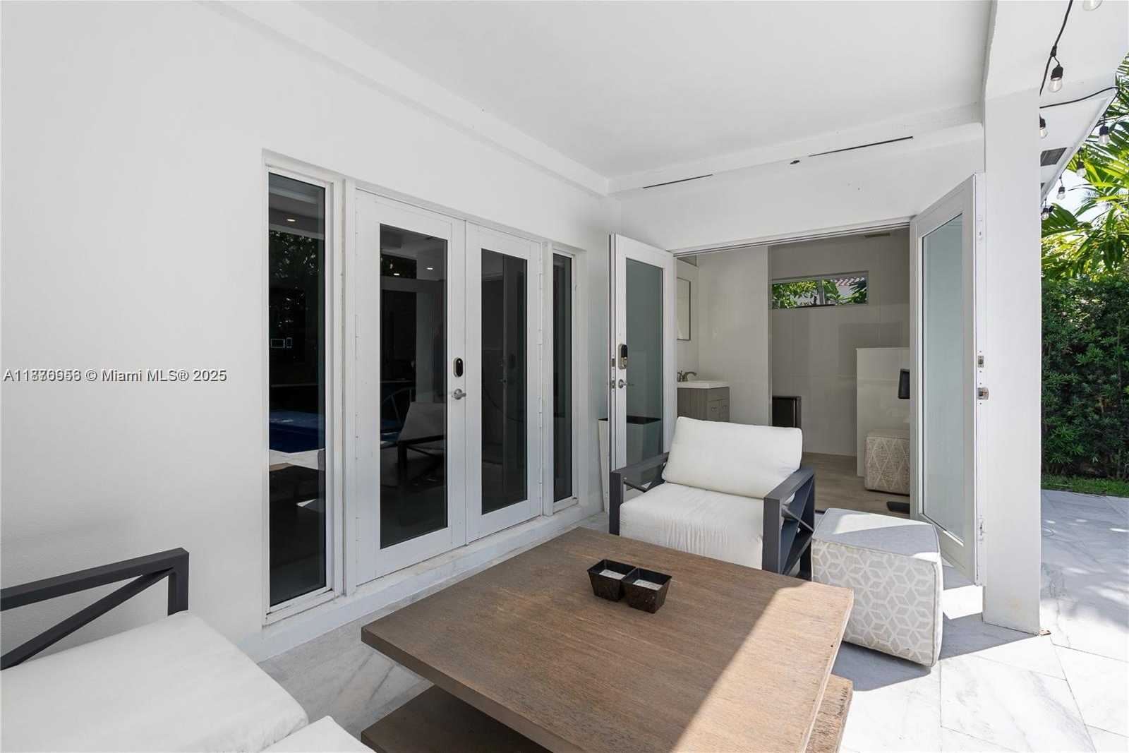 Small Image of 5120 ALTON ROAD, Miami Beach Number 12