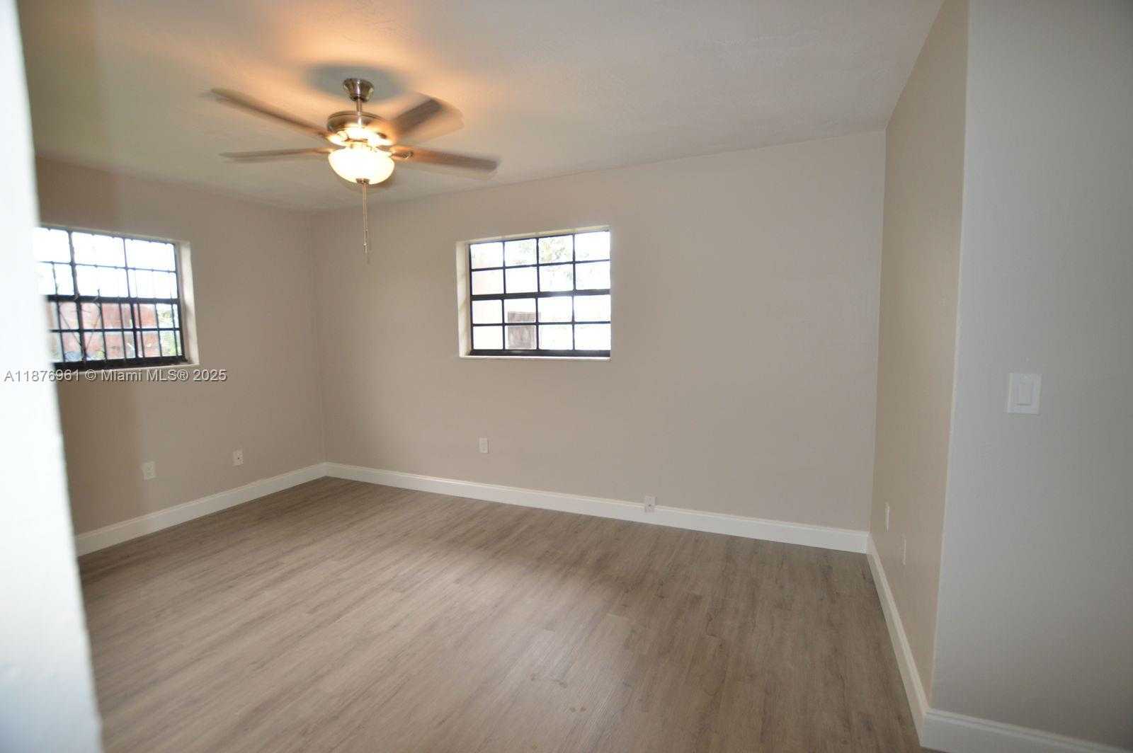 Small Image of 2920 NORTH WEST 179TH ST, Miami Gardens Number 22