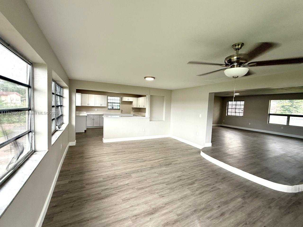 Small Image of 2920 NORTH WEST 179TH ST, Miami Gardens Number 23