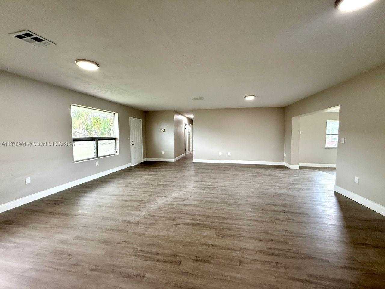 Small Image of 2920 NORTH WEST 179TH ST, Miami Gardens Number 25