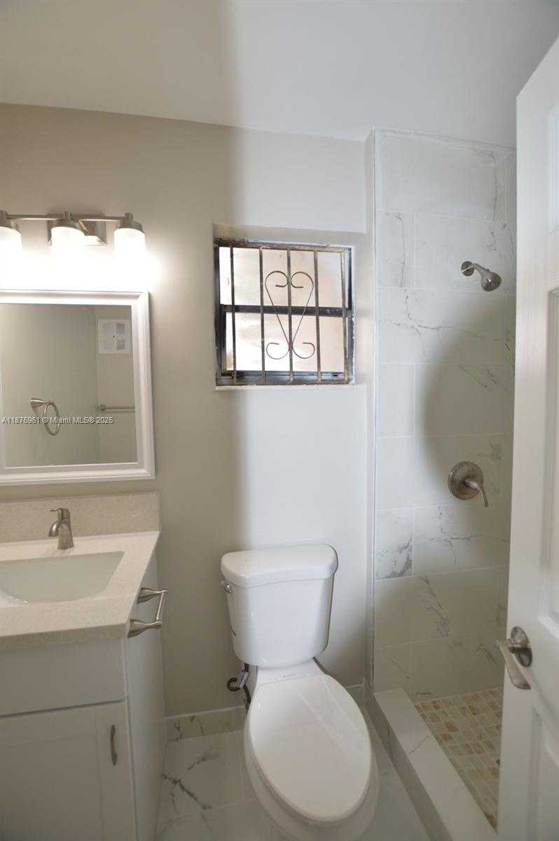Small Image of 2920 NORTH WEST 179TH ST, Miami Gardens Number 29