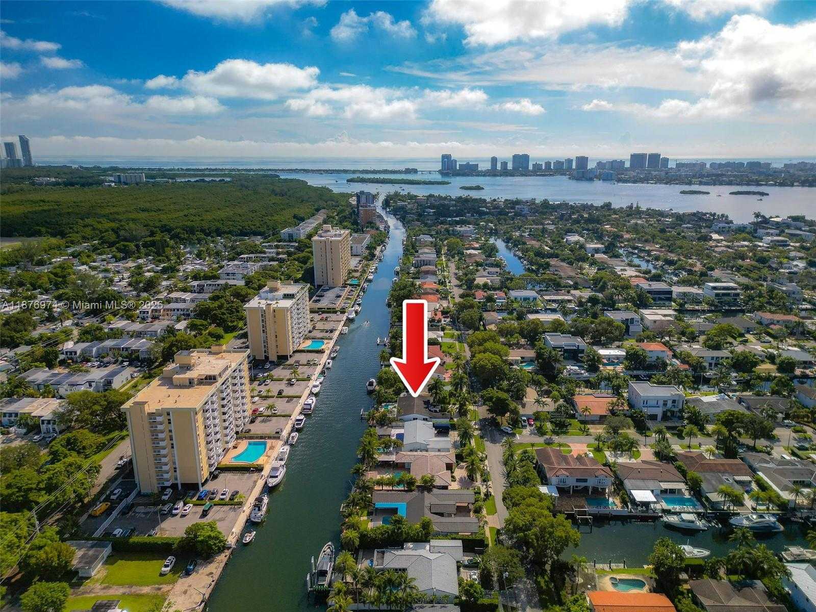 Small Image of 2105 ARCH CREEK DR, North Miami Number 57