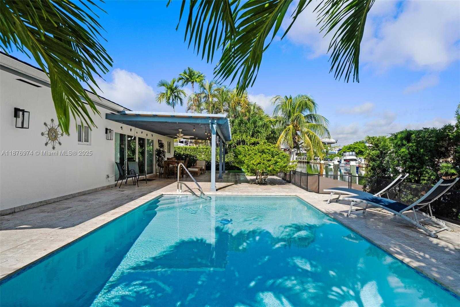Small Image of 2105 ARCH CREEK DR, North Miami Number 7
