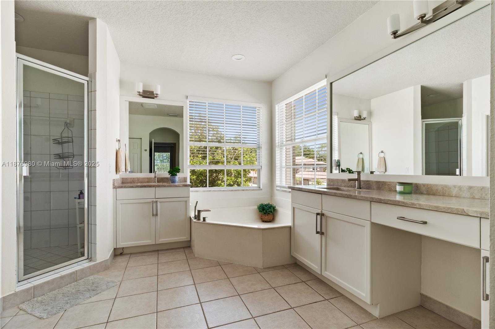 Small Image of 4166 WELLINGTON SHORES DR, Wellington Number 16