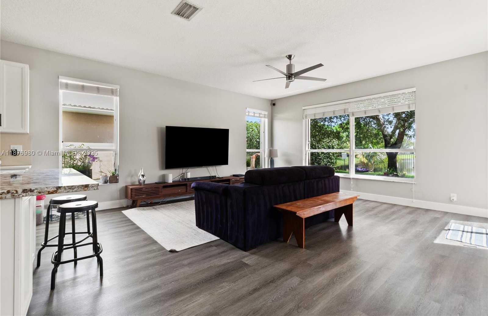 Small Image of 4166 WELLINGTON SHORES DR, Wellington Number 4