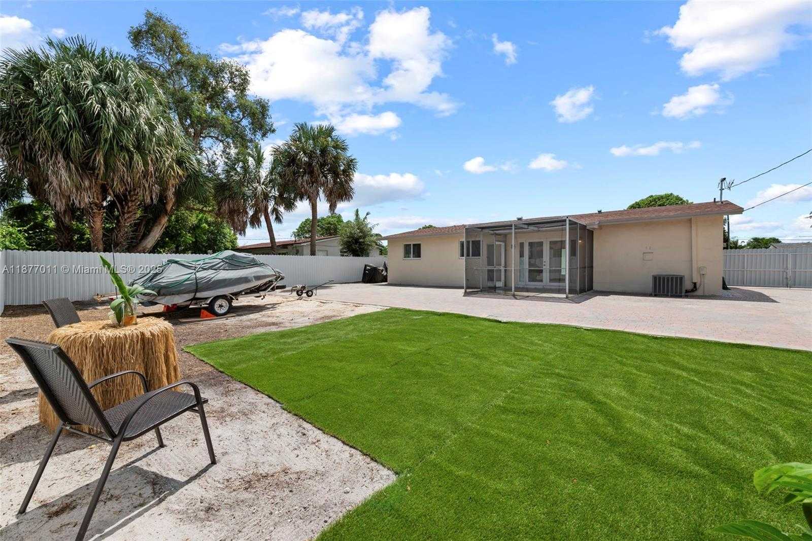 Small Image of 2345 NORTH WEST 182ND TER, Miami Gardens Number 32