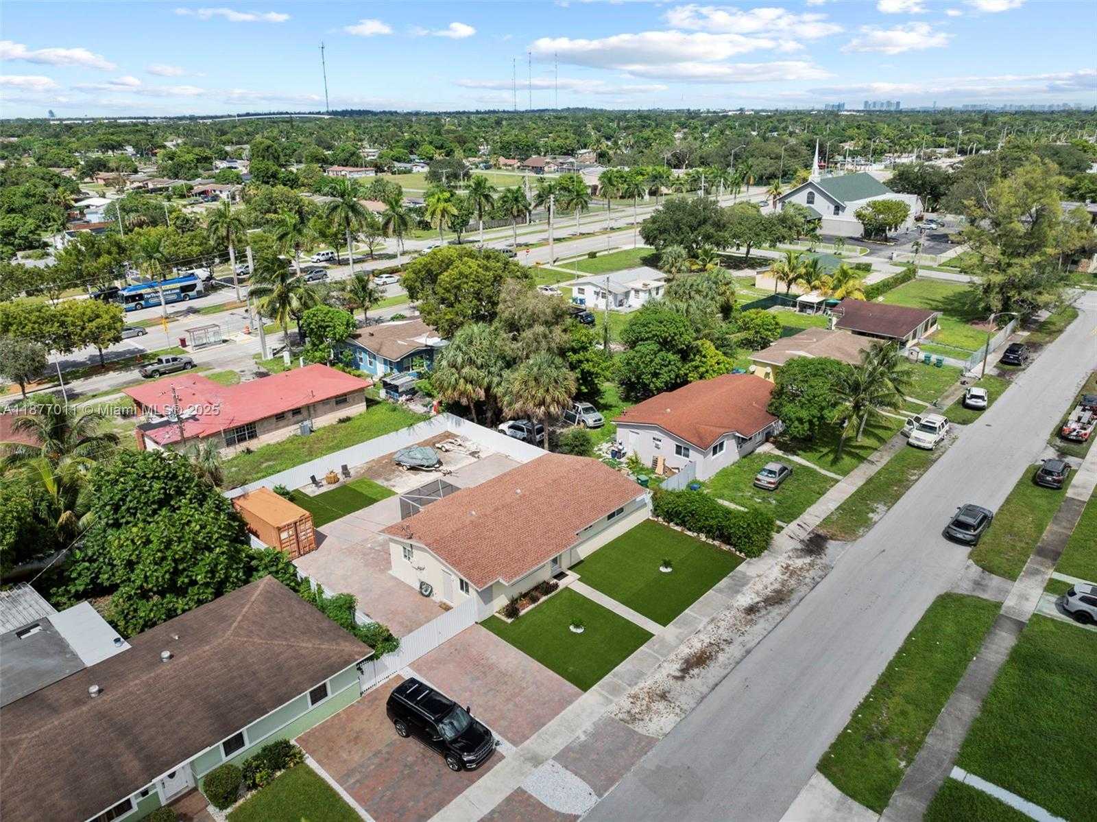 Small Image of 2345 NORTH WEST 182ND TER, Miami Gardens Number 5