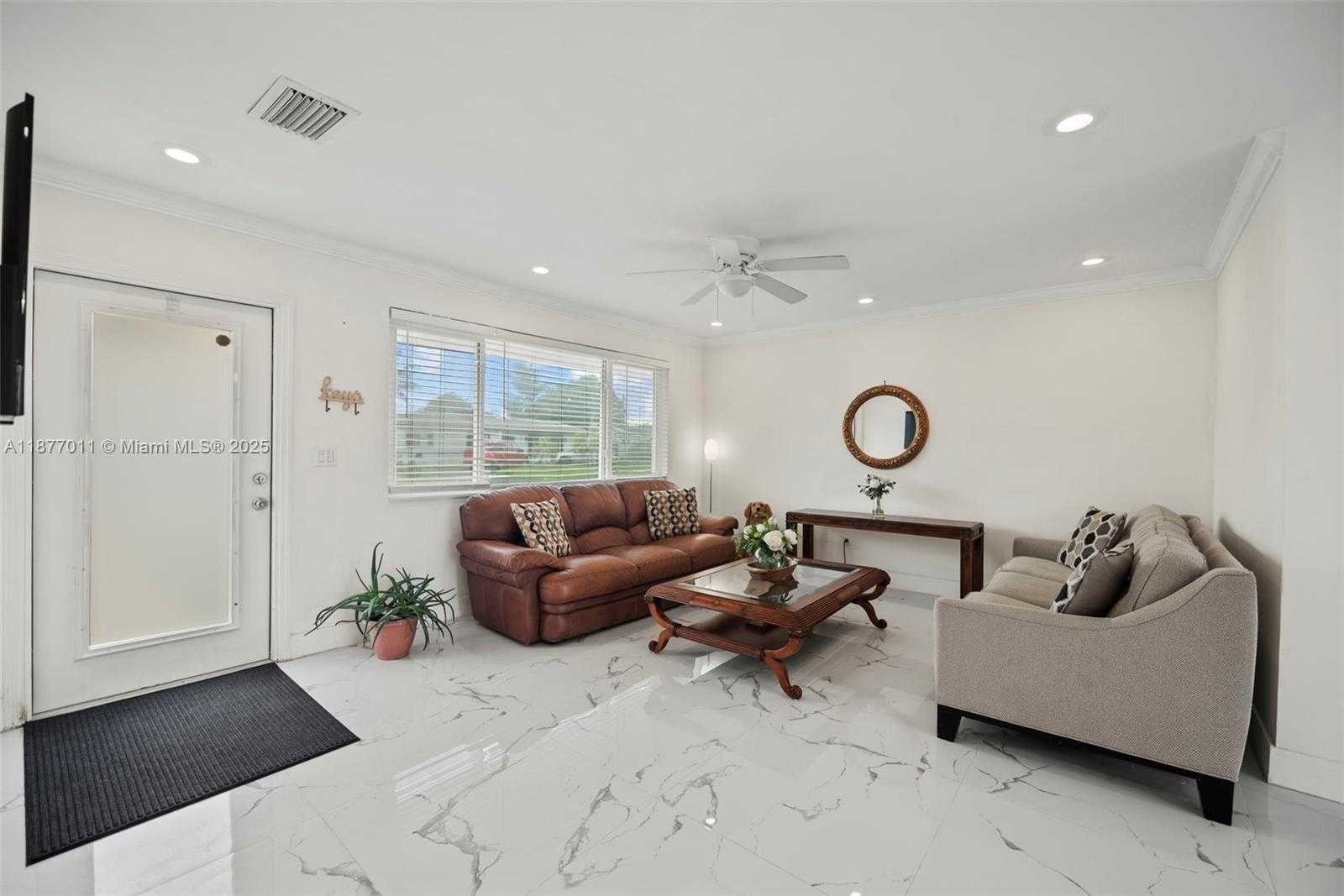 Small Image of 2345 NORTH WEST 182ND TER, Miami Gardens Number 7