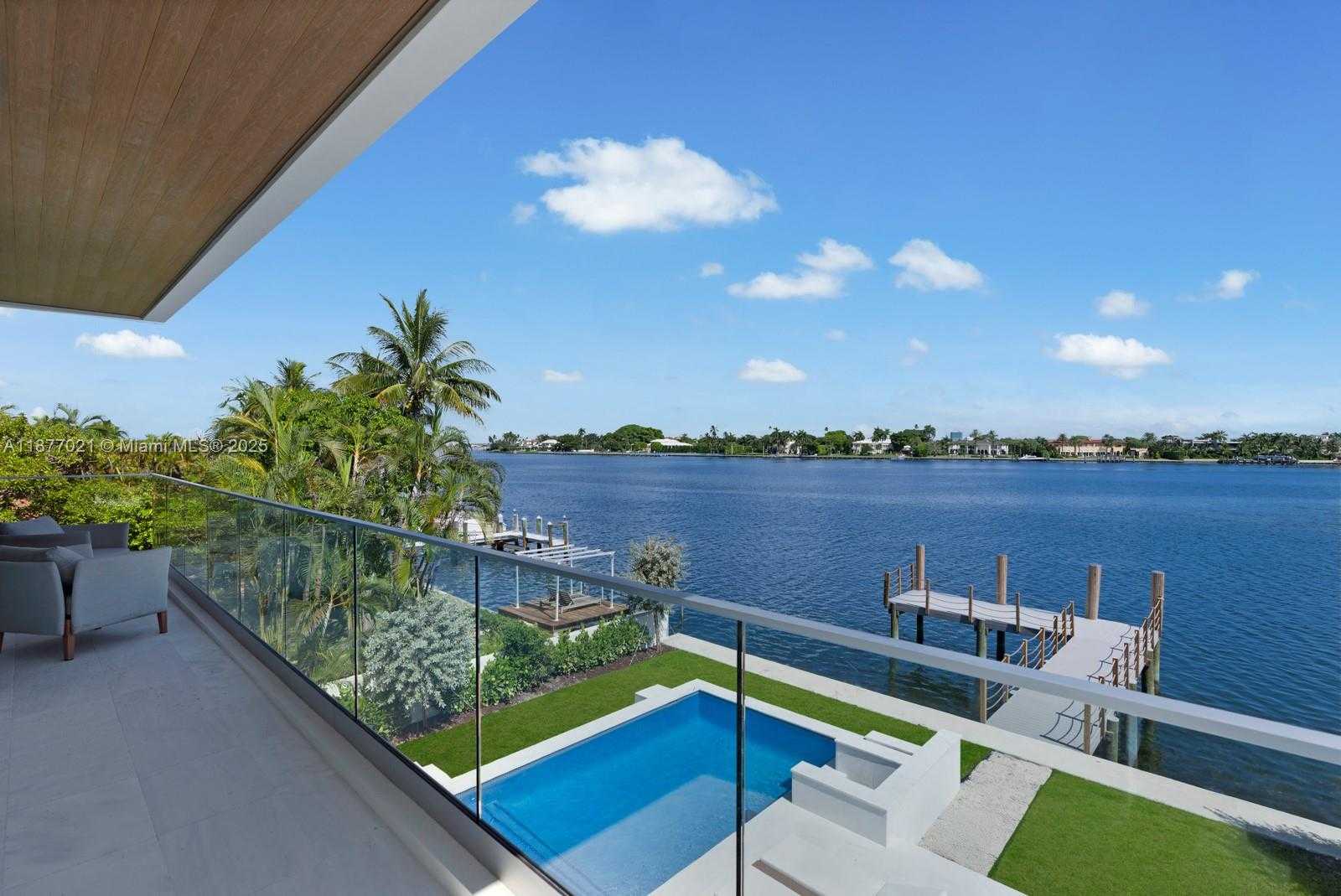 Small Image of 1351 STILLWATER DR, Miami Beach Number 13
