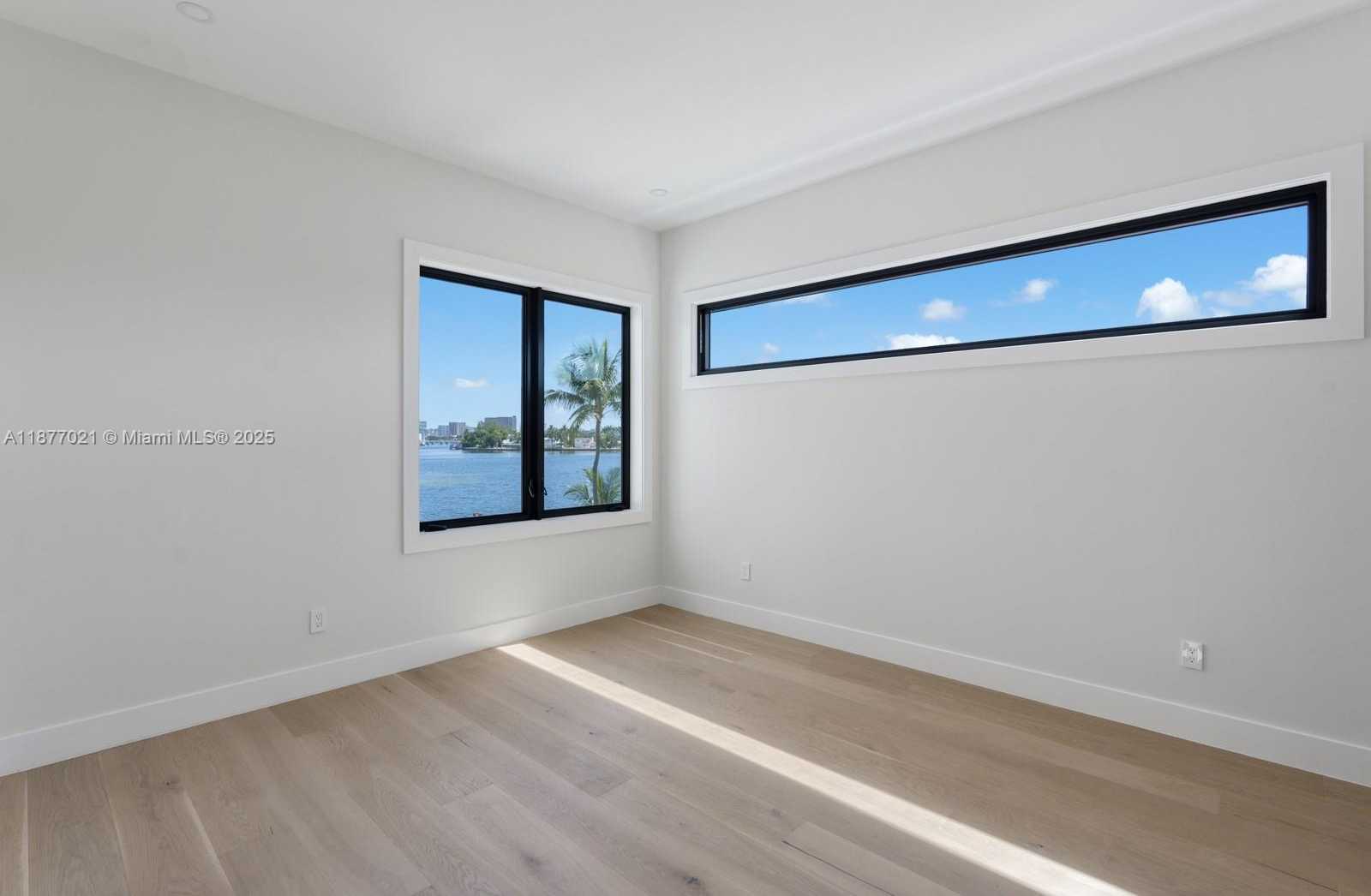 Small Image of 1351 STILLWATER DR, Miami Beach Number 21