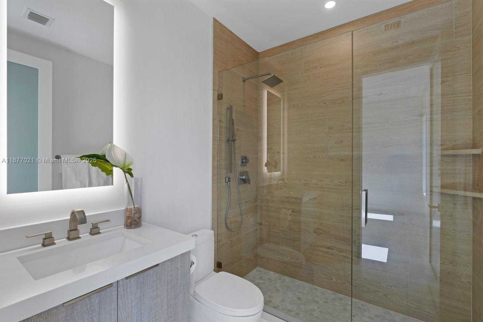 Small Image of 1351 STILLWATER DR, Miami Beach Number 24