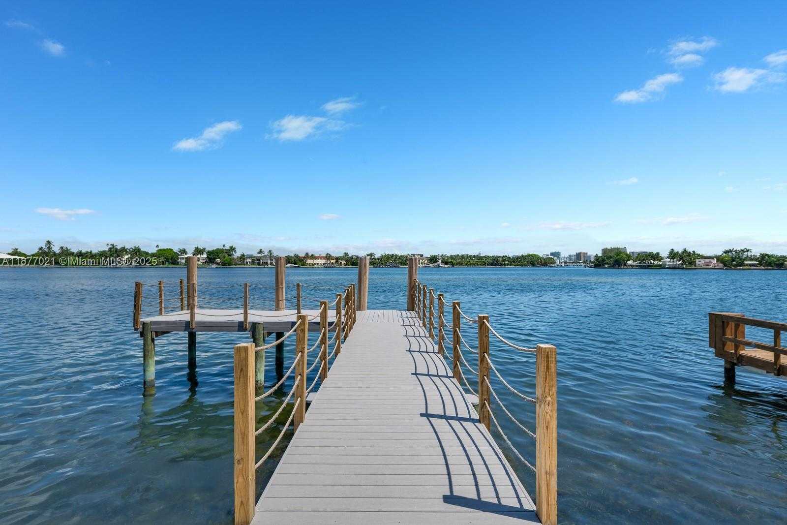 Small Image of 1351 STILLWATER DR, Miami Beach Number 28